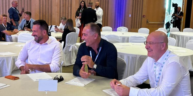 Grmoja i Most po treći put krenuli u sabotažu ujedinjenja hrvatske desnice: Ovo im je ‘plan’
