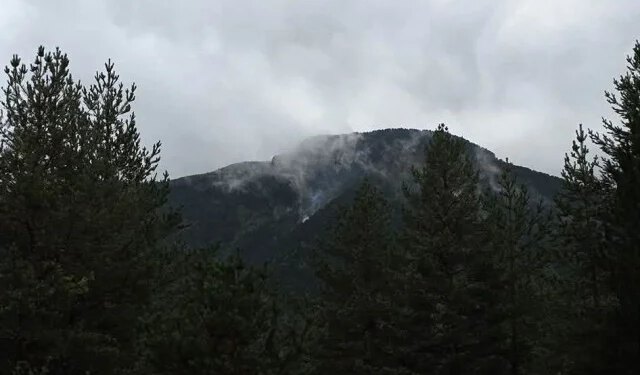 Grom izazvao požar na Blidinju, zatražena pomoć Air Tractora