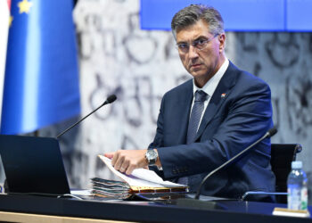 HDZ-ovci s knedlom u grlu: Granica je prijeđena! Nitko ne zna kako će se Plenković iz ovog izvući