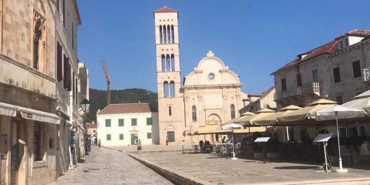 HVARMONY Premijerno izdanje festivala koji slavi život!