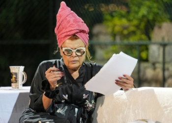 Humor, emocije i iskrene životne priče: Mia Begović oduševila u Cavtatu (FOTO)