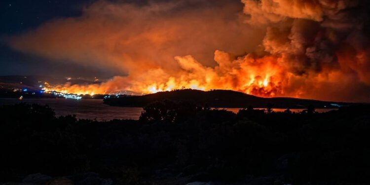 Izgorjela površina veličine otoka Šolte!