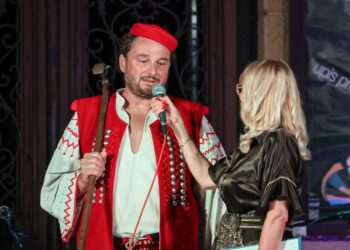 Kad uskoci stignu u srce Splita: Trg Gaje Bulata večeras je vratio vrijeme unatrag, bili smo tamo