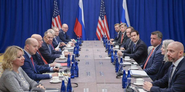 Lavrov nakon sastanka s Rubiom: Poučeni iskustvom nećemo pauzirati sukob za vrijeme pregovora