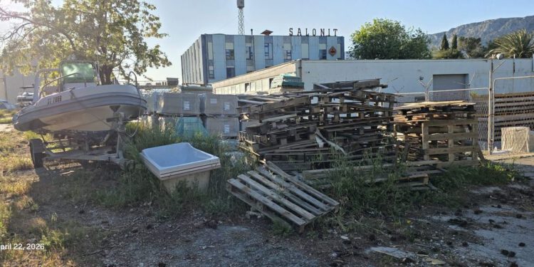 Mještani Vranjica traže odgovore o sanaciji Salonita: „I dalje živimo u azbestu“