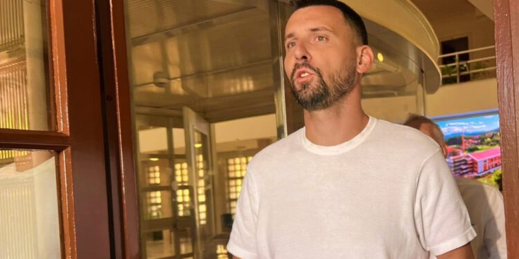 NA JUTUBU PAMETI: Kako je Ivošević proveo noć u Banovini i što je uopće tamo radio i tražio?