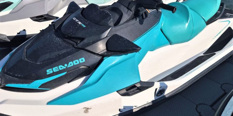 Nijemac u kampu kod Rovinja jet skijem naletio na SUP: “Ozlijeđena mlada žena”