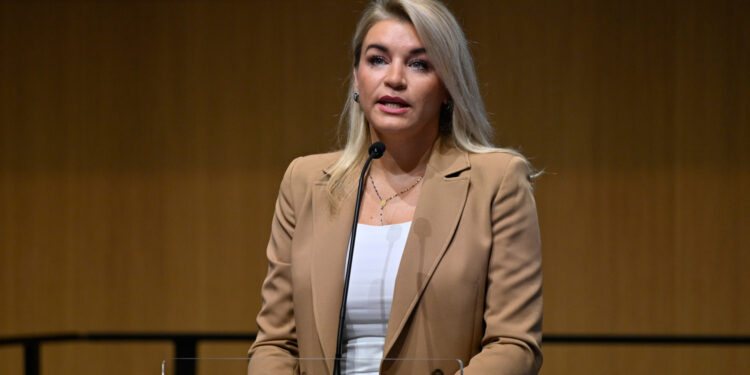 Nikolina Brnjac: ‘EPP i HDZ temu ilegalnog otpada već godinama stavljaju na europski stol’
