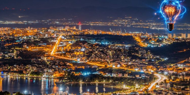 Novi prekidi struje u Dalmaciji: Bez električne energije dijelovi Splita, Kaštela i Dugopolja, ponegdje četiri i pol sata