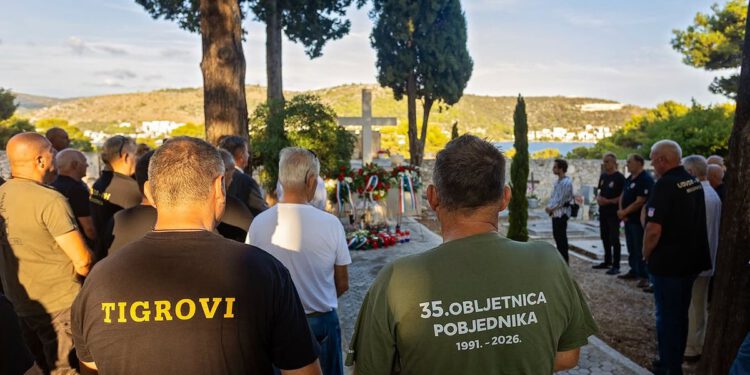“OBA SU PALA” U Rogoznici obilježena 35. obljetnica oslobođenja vojarni