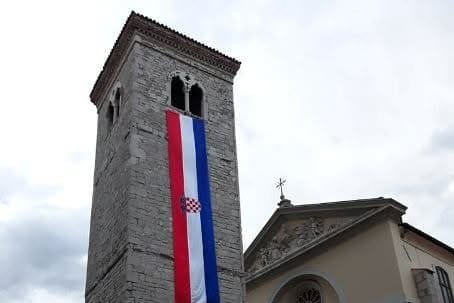 Obavlja se Kosi toranj u Rijeci .- simbol grada!