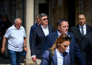 Opasnih 40 dana šutnje: Milanović je ljetos na Hvaru skovao plan od kojeg će Plenković zadrhtati