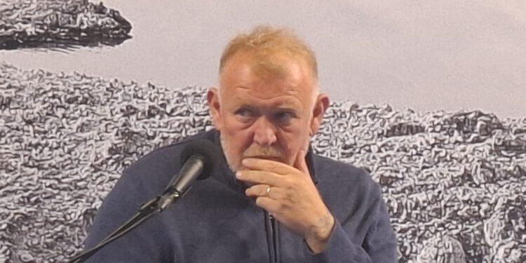 PROSINEČKI O IKONI HAJDUKA: “Apsolutno zaslužuje sav ovaj mit! Kad dođeš u Split, djeca ne nose dresove Messija i Ronalda, nego Livajin”