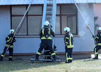 Pet požara u Mostaru u jednom danu, vatrogasci intervenirali i na Uborku