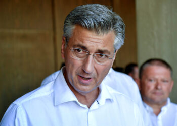 Plenković odgovorio Vučiću na optužbe protiv Hrvatske: ‘Umjesto da se pospe pepelom, on nastavlja’