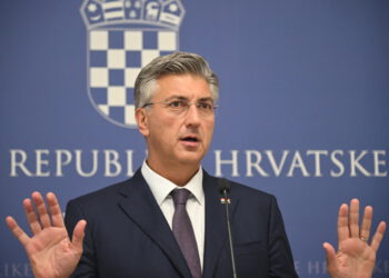Plenkovića zbog nove odluke Vlade usporedili s Titom: ‘Korak po korak’