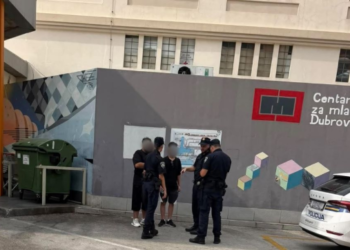 Policija na gruškom kolodvoru uhitila dvojicu ilegalnih migranata, imamo detalje!