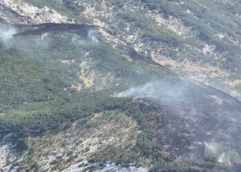 Požar na Čvrsnici još nije u potpunosti ugašen, vatrogasci gase dostupna žarišta