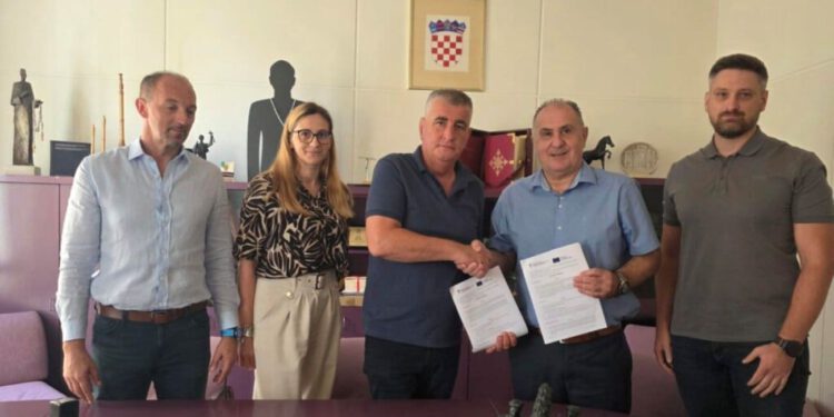 Poznata zgrada u Sinju uskoro će izgledati potpuno drukčije. U nju stižu studenti