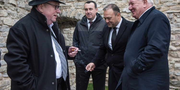 Prekaljeni HDZ-ovac usred Sabora napao Daliju: ‘Zmijski jezik, začepite prljava usta’