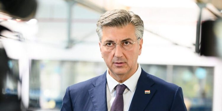 Premijer Plenković u Šibeniku i Splitu