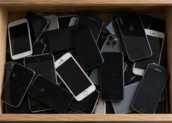 Pretrage u 19 europskih zemalja zbog prevare vezane za mobitele