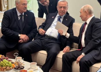 Putin se sastao s predsjednicima Turske i Irana