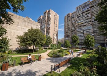Roje i Barbir predstavili program za Trstenik: Nove garaže, novi park i više zelenila