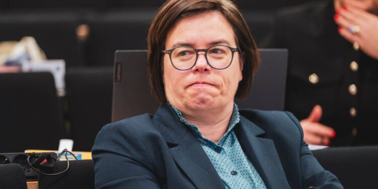 Rosandić prozvala Centar izvrsnosti: “Nikoliću je u četiri mjeseca isplaćeno 7.750 eura”