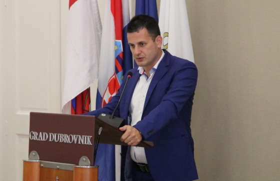 SDP-ovac pitao tko će u Dubrovniku nadzirati prosipanje pepela kremiranih pokojnika