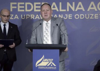 Slučaj Vinka Jakića: Tri godine na bolovanju, više od 88.000 KM iz proračuna, u međuvremenu radio kao profesor