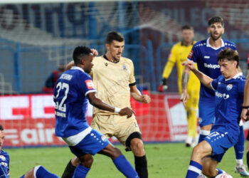Sportske novosti – Čabraja: ‘Ja sam ludi optimist, želim borbu za Europu’, Jelavić: ‘Situacija je jako neugodna’
