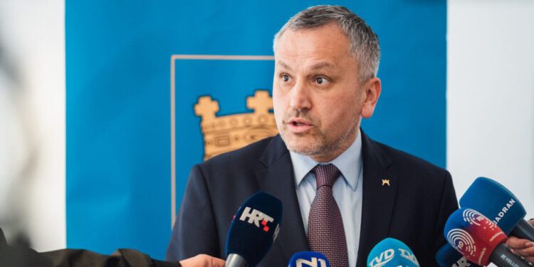 Tko je Mate Šimundić? – DALMACIJA DANAS