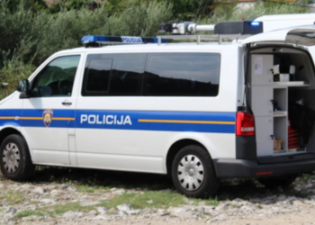 Tragedija u Kominu: Posvađali se zbog prometa, 27-godišnjak jednim udarcem usmrtio 71-godišnjaka