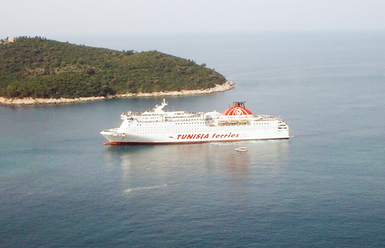 Tri putnička trajekta su u Dubrovnik došla kao brodovi na kružnim putovanjima