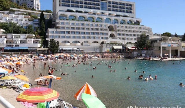 Turistička sezona u Neumu: Francuzi najbrojniji, sve više Bugara, a rezervacije stižu u posljednji trenutak