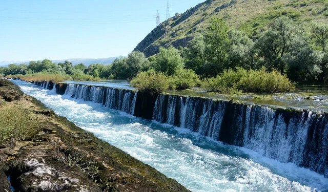 Tvrtka koja je htjela graditi hidroelektrane na Bunskim kanalima sada od Grada Mostara traži pola milijuna KM odštete