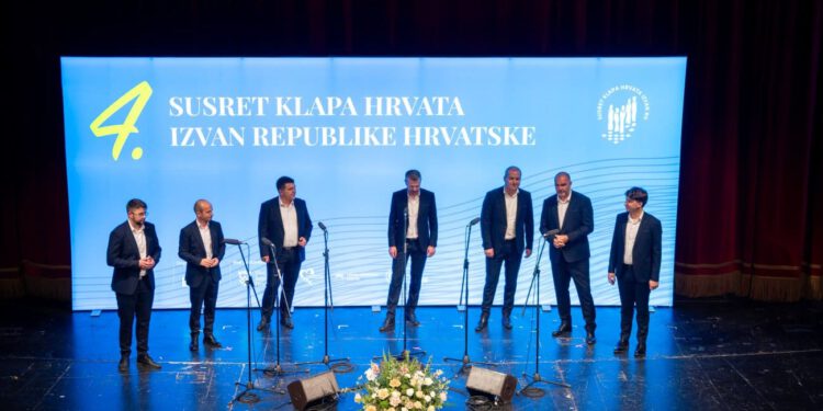 U Splitu održan 4. Susret klapa Hrvata izvan Republike Hrvatske