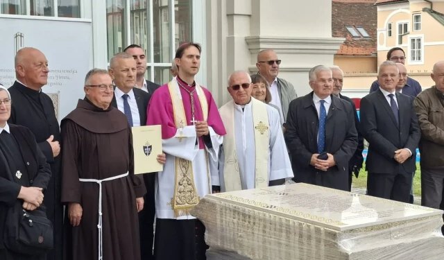U Zagrebu blagoslovljen kamen temeljac za Memorijalni centar Hrvata u Novoj Biloj