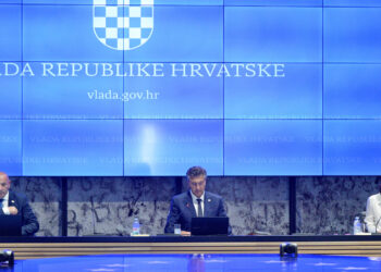 Hrvatska kupuje moćno oružje, Vlada danas donosi odluke: Plenković ima uvodno obraćanje