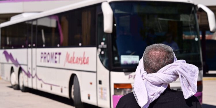 Autoprijevoz Sinj pred stečajem: Čak 43 autobusa na popisu vrijede nula eura, a sudski spisi otkrivaju nagodbu od 1,27 milijuna eura!