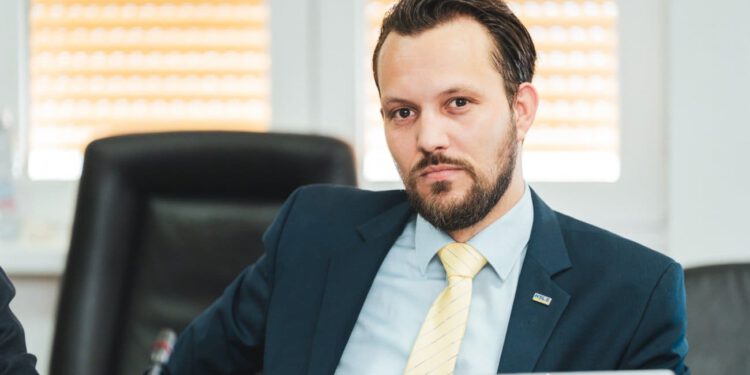 Bašić nakon sjednice o noćnim klubovima: “Putujućim noćnim klubovima treba stati na kraj! Split nije prostor za nekontroliranu zabavu”
