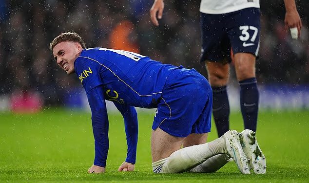 Cole Palmer i Man United raspakirani: Istina o vezama s Old Traffordom, zašto je doista dobio novi ugovor s Chelseajem, savjet Xabija Alonsa za ’emocionalnu kontrolu’ nakon crvenog kartona i kako se mora suprotstaviti suparnicima ‘Big Six’
