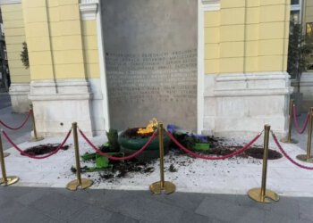Devastiran spomenik ‘Vječna vatra’ u Sarajevu, oglasili se iz grada