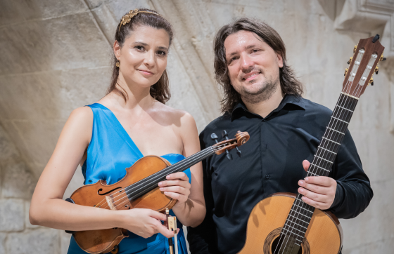Duo Dora Kamber i Pero Škobelj u Kneževu dvoru
