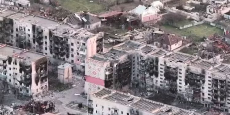 Evakuacija Oleshkyja pod ruskom okupacijom počinje s konvojem pomoći