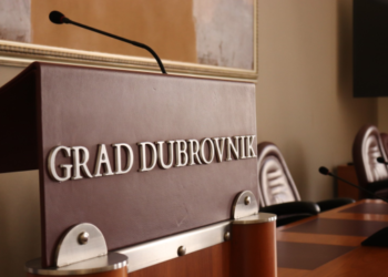 Grad Dubrovnik predlaže povećanje dara za novorođene na 650 eura za prvo, 1.000 za drugo i 1.500 za treće dijete