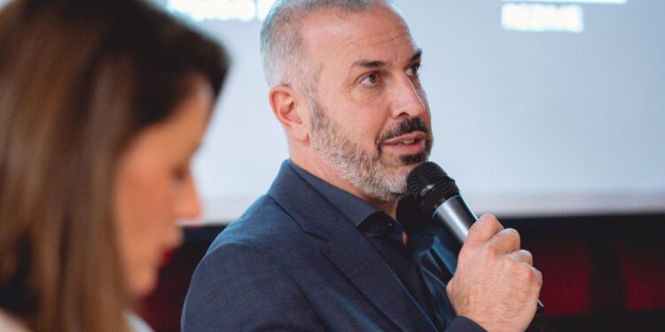 Hrvatski IT raste, ali mnoge tvrtke gube prihode: Je li vrijeme za konsolidaciju?