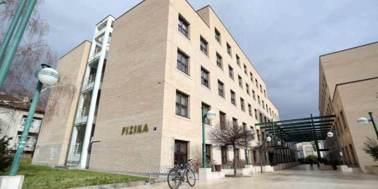 Hrvatski fizičari eksperimentalno potvrdili predviđanja o dvjema kvantnim fazama