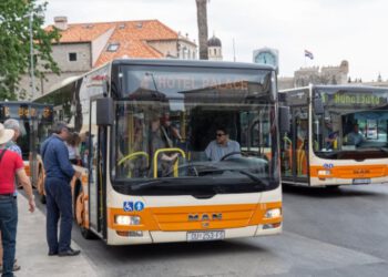 Libertas ima novi vozni red, uvodi se testna linija 3B, a povećava broj polazaka 7 i 2A